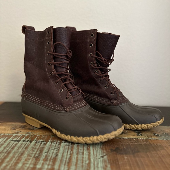 Women’s L.L. Bean Maine Hunting Shoes “Bean Boots” | Size 9 - Picture 1 of 6